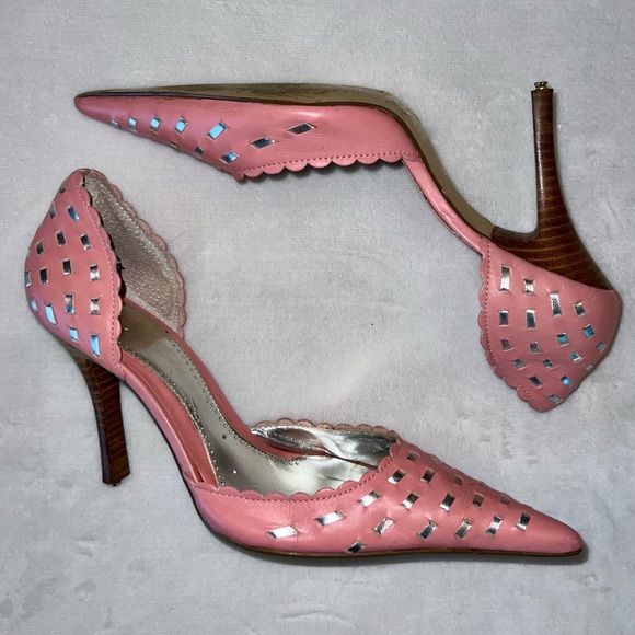 Bakers Pink Stacia Pointed Toe Heels - Picture 7 of 10